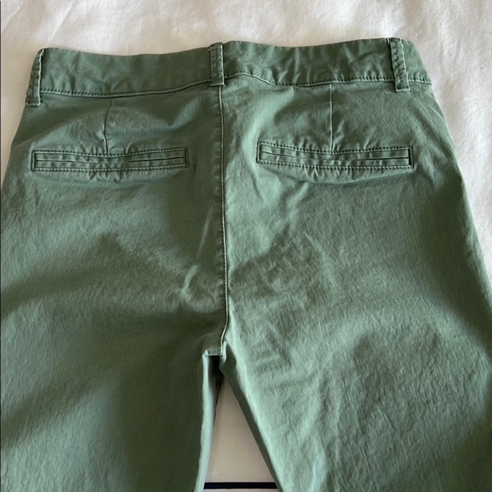 Old Navy pixie pants - Picture 4 of 4